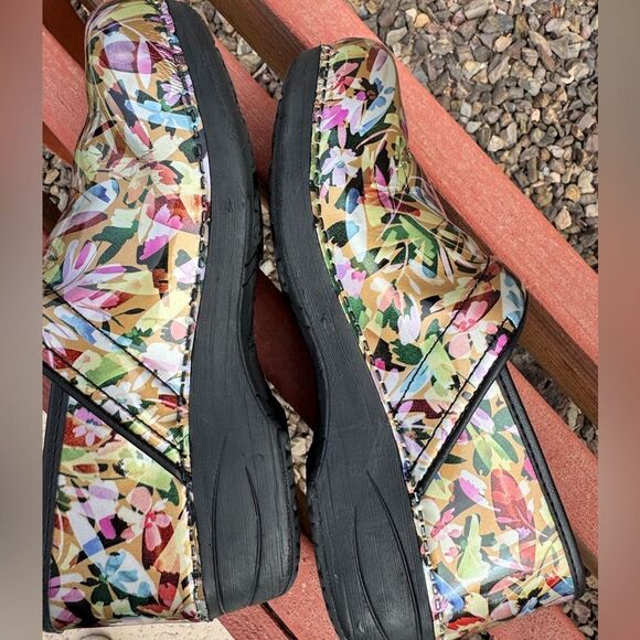 Dansko Tropical Garden Patent Clogs - Picture 15 of 15